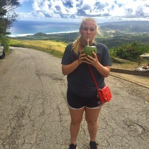 Meet your Posher, Sierra